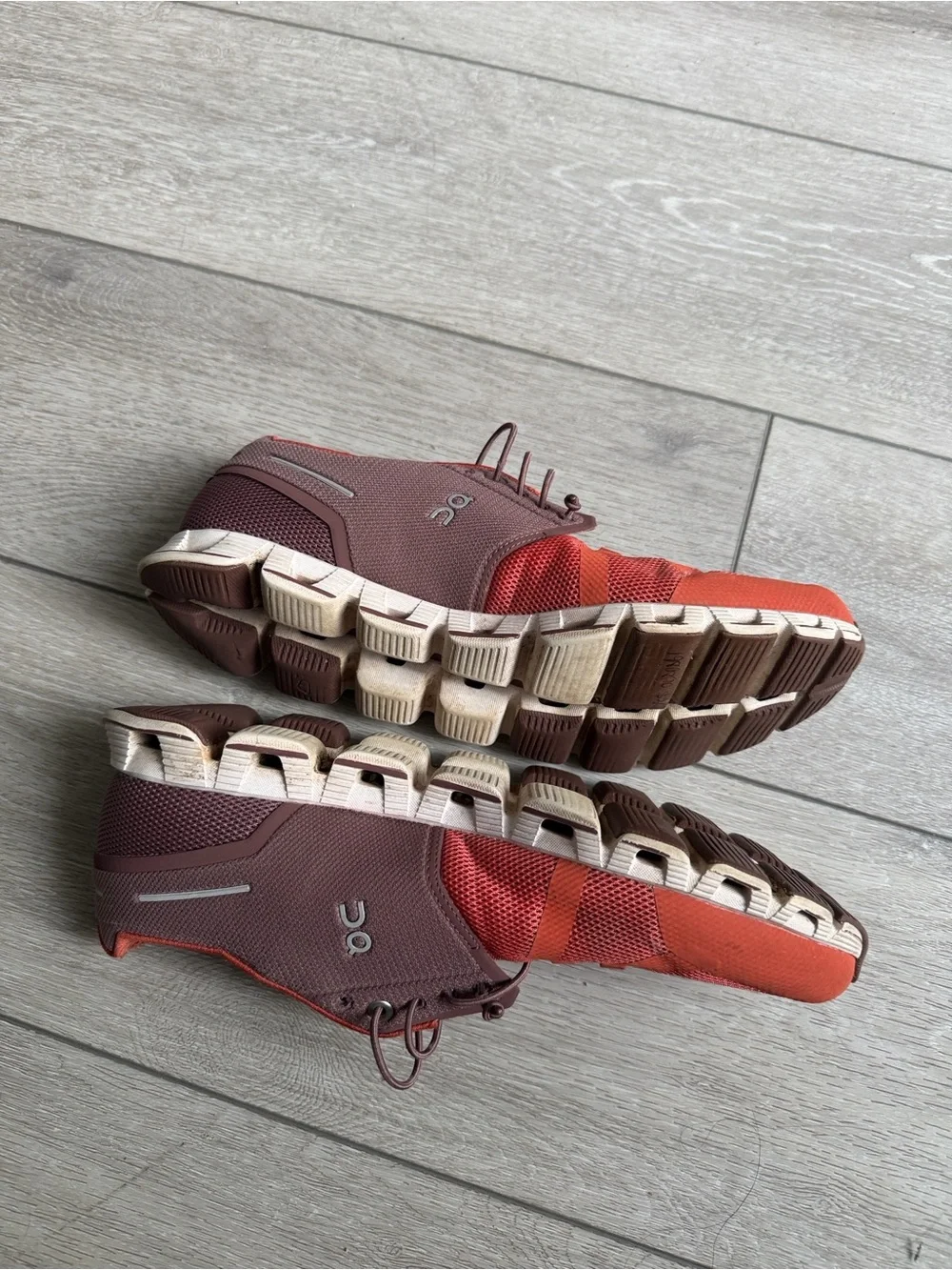 On cloud Running REI Athletic Shoe in Coral and Maroon size 10.5
